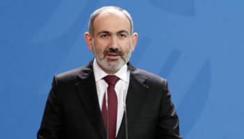 Премьер-министр Армении Никол Пашинян обвинил двух экс-президентов в «обворовывании армии»