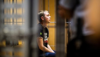 Дело против Голунова прекращено, главу управления по борьбе с наркотиками ГУ МВД уволят, а марш в поддержку журналиста под вопросом