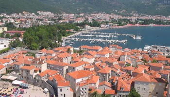 Montenegro: Local Mayor Investigated for Abusing Office