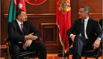  Azeri Statue Tour Comes to Montenegro