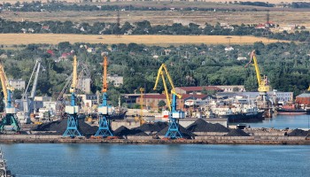 Директору Керченского торгового порта дали условный срок за взятку