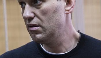 Kremlin Investigating Navalny’s Anti-Graft Foundation