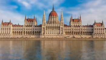 OCCRP Partner Attacked By Hungary’s Pro-Government Media 