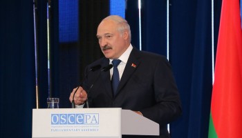 Continuing its Crackdown on Media, Belarus Tries Reporter for Covering Protests