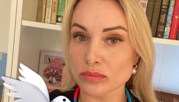 Russian Police Release Journalist Who Defied Putin’s Propaganda
