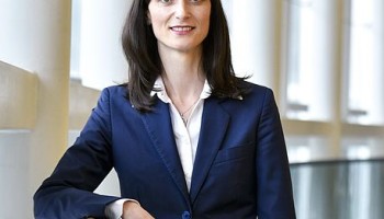 EU Minister Nominee Set for Confirmation Despite Suspect Bulgarian Real Estate Deal