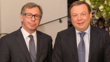 Европейский суд признал санкции против Авена и Фридмана «необоснованными»