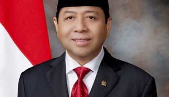 Ex Indonesian Politician Indicted for Graft, Claims Illness