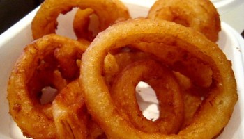 UK Charges Truck Driver after Finding 418 kg of Cocaine in Onion Rings
