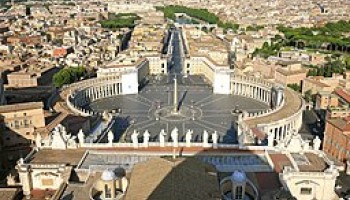 Vatican Charges 2 ex-Officials With Embezzling Hospital Funds