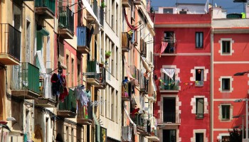 Spanish Police Raid “Narcoflats” in Barcelona