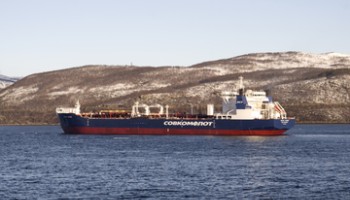 Russian Tankers Go Dark Out at Sea to Circumvent Sanctions