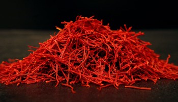 Gang Made Millions Selling Fake Saffron as High-Quality Product