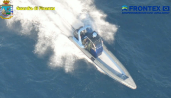 Italian Police Arrest 7 Drug Smugglers after Wild Speedboat Chase across the Mediterranean