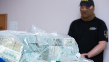 Ukraine’s Anti-Graft Officers Offered Record $6M Bribe to Drop Case