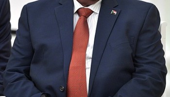 Suspected War-Criminal, Sudanese ex-dictator is Tried for Corruption