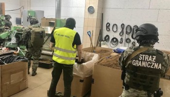 Poland Dismantles Illicit Tobacco Factory, Arrests 16