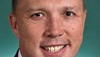 Australian Minister Accused of Cash for Visas Bribery