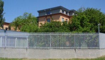 Bosnia Indicts Sixteen for Banking Scam