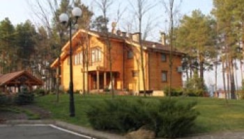Где наслаждались жизнью заядлые охотники Янукович и его приятели — хозяева жизни