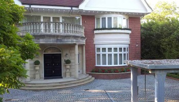 The Mansion on the Heath