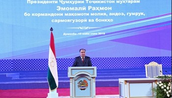 Президент Таджикистана оценил хищения при строительстве крупнейшего в стране медицинского центра в $16 млн