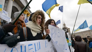 Calls for Anti-Corruption in Ukraine’s Post-War Rebuild