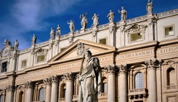 With New Rules, Pope Aims to Reform Scandal-Ridden Vatican Bank
