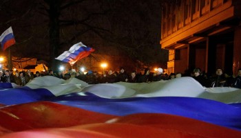The Sweetheart Oil Deal Funding Ukraine’s Top Pro-Kremlin Politician