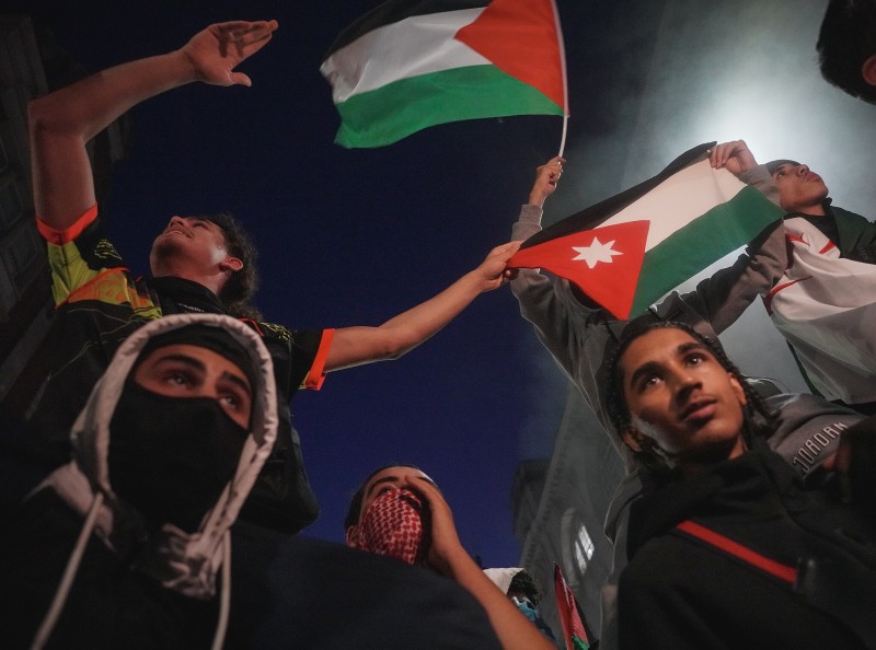 Jordan Used Israeli Tech to Crack Phones of Gaza War Protesters: Report