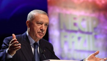 Crackdown or Power Play? Turkish Opposition Leaders Slam Corruption Arrests