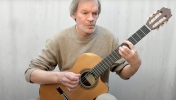 Kremlin Critic Dies After Falling from 10th Floor in Raid