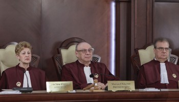 Romanian Court Nixes Presidential Election, Orders New Campaign and Vote